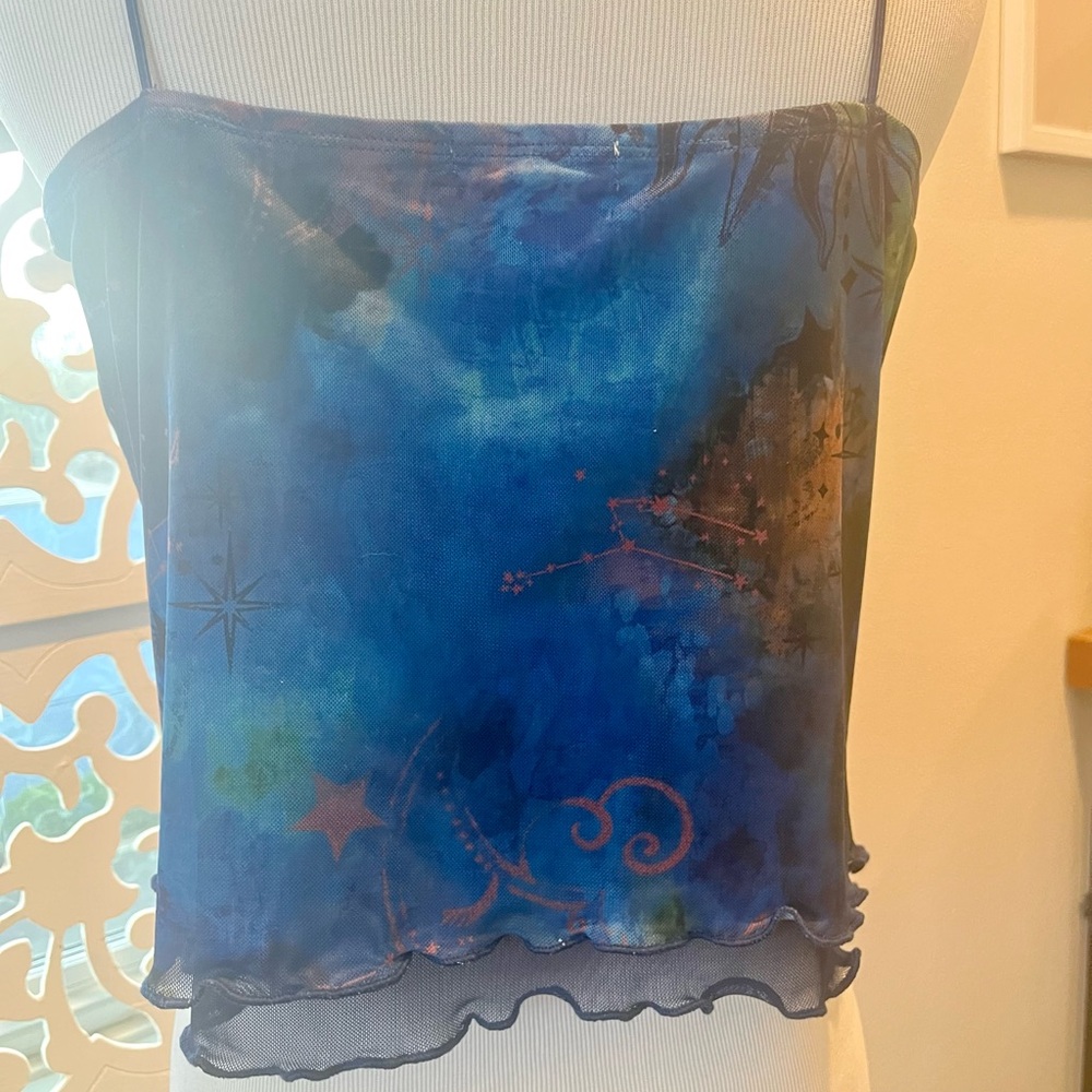 Celestial mesh tank